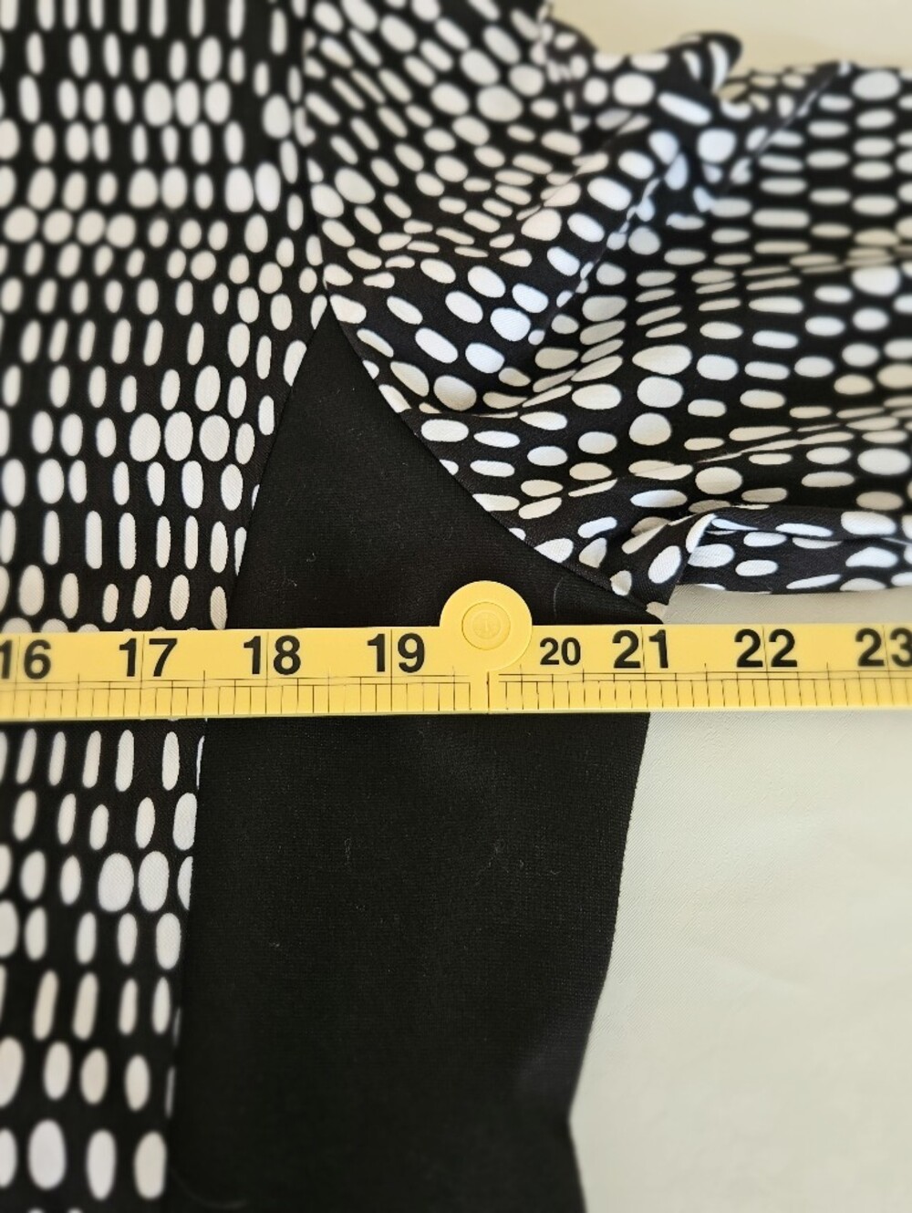 ZOE Womens Size L Black White Polka Dot Full Zip Bomber Jacket stretch - Picture 11 of 16
